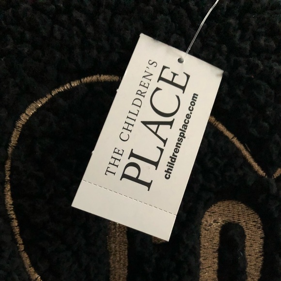 CUTE BLACK SWEATER 😍❤️ - Picture 4 of 5